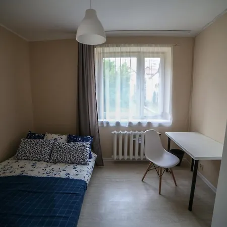 Pokoje Blisko Starego Miasta - Rooms For Rent-2